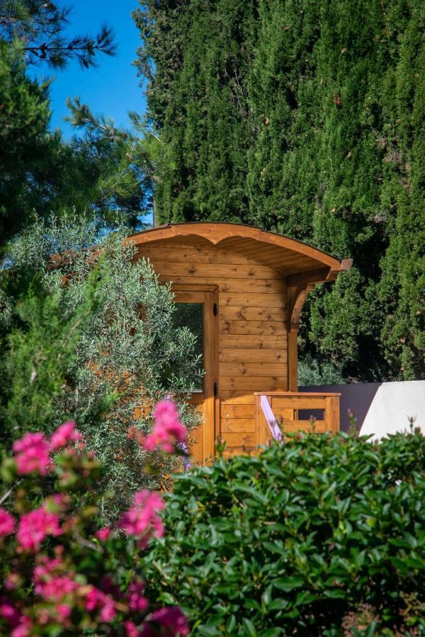 Отель Vintage Provence Арль Номер фото
